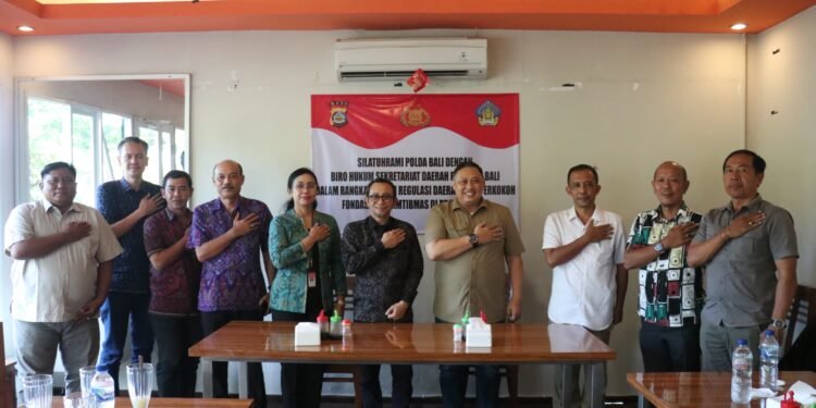 Jaga Bali Tetap Sejuk, Polda Bali dan Biro Hukum Pemprov Bali Pererat Sinergi Sambil Menikmati Kuliner Lokal