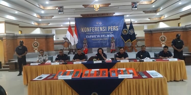 62 WNA Bermasalah Diamankan dalam Patroli Dharma Dewata