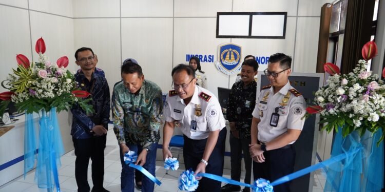 Kantor Imigrasi Ponorogo Resmikan Layanan Paspor Khusus CPMI