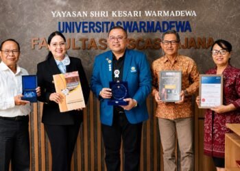 Capai Prestasi Gemilang di Kancah Internasional, Yuli Utomo Terima Penghargaan dari Pascasarjana Universitas Warmadewa