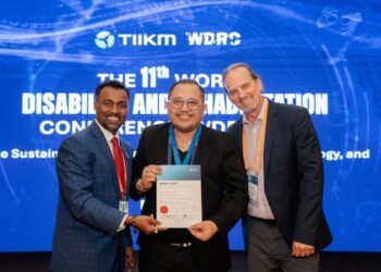 Yuli Utomo Raih Penghargaan Internasional The Best Presentation di Konferensi Disabilitas & Rehabilitasi Dunia