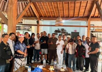 Forum Peduli Bali Pasang Badan Kawal AWK