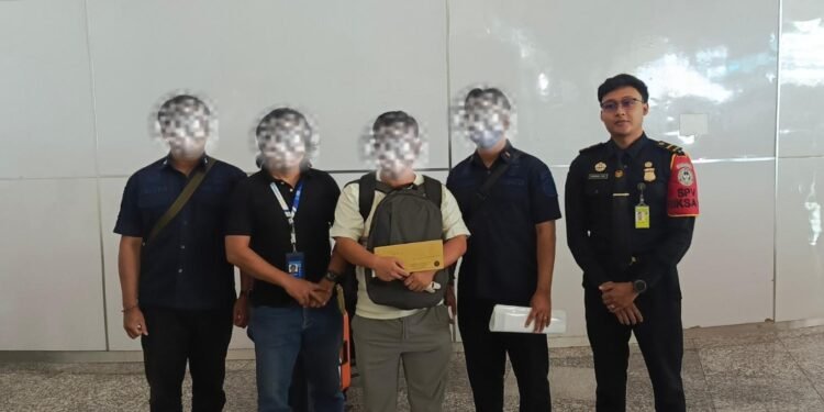Kerja Jadi Pengawas Proyek, WN China Dideportasi dari Bali